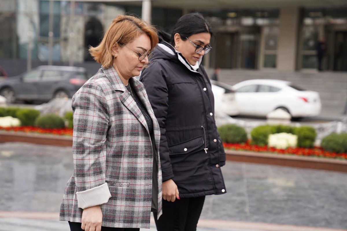 Bu gün Regional Hüquqi və İqtisadi Maarifləndirmə İB-nin sədri Arzu Bağırova Xocalı soyqırımı abidəsini ziyarət edib. 

#rhim #xocalısoyqırımı #xocalısoyqırımıabidəsi #justijeforkhojaly #genocida #unutmadıq