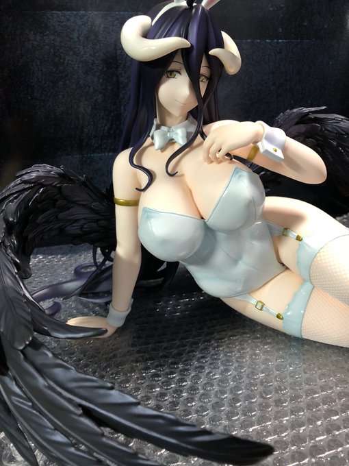 FREEingのアルベド バニーVer. 1/4スケールフィギュアを開封!!
何かもがでかい。1/4すごい。 