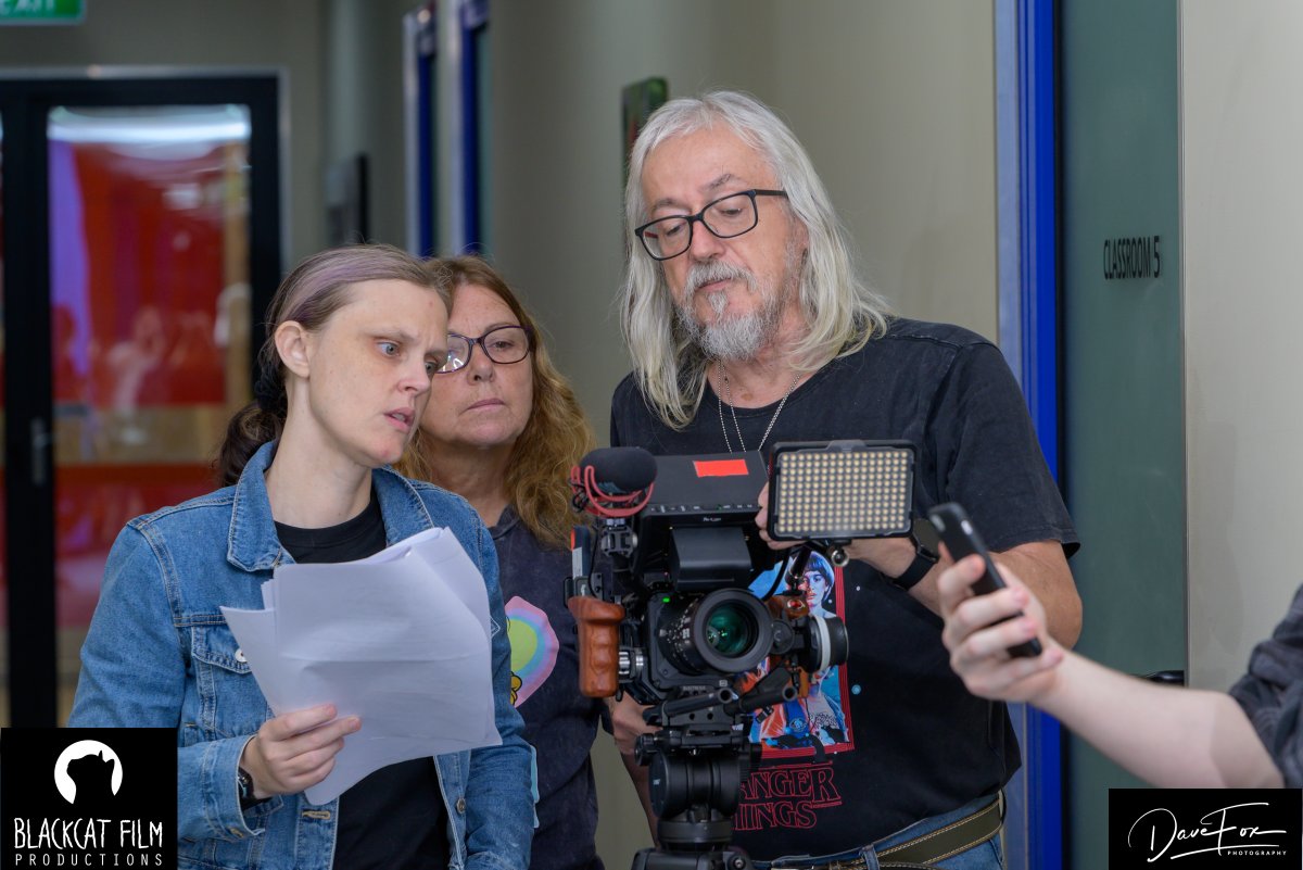 blackcatfilmpr2's tweet photo. Hi Guys,
More BTS Photos from this month Film Shoot for Prom Queen here.
Photos by Dave Fox
#BehindtheScenes #BTS #Photos #Photographer #PromQueen #PromQueentheMiniWebSeries #Filming #Acting #IndieFilmmaker https://t.co/H5NKeE7SrF