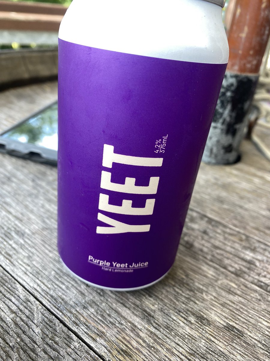 KitKatGaming_YT's tweet photo. YEET Beer! https://t.co/9AIR3w72wk