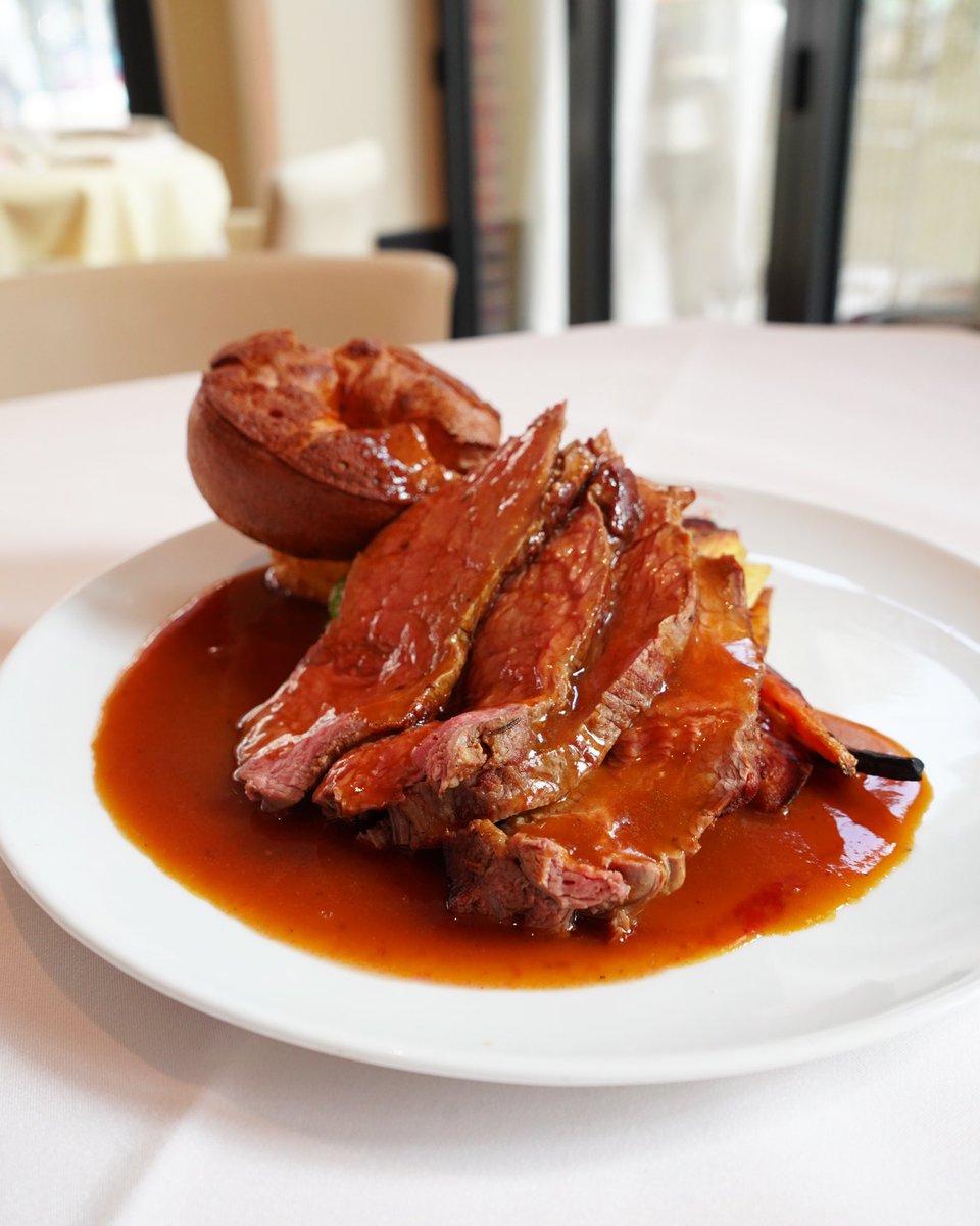 Sundays traditions at Pierluigi’s …🥩

Reserve your table now: pierluigis.com | 020 8663 3387 | reservations@pierluigis.com ❣️

#LikeWeAlwaysHaveBeen #Pierluigis #Roast #FineDining #Restaurant #Luxury #Food #LondonRestaurant #Italy #Class #Sophistication #Italian