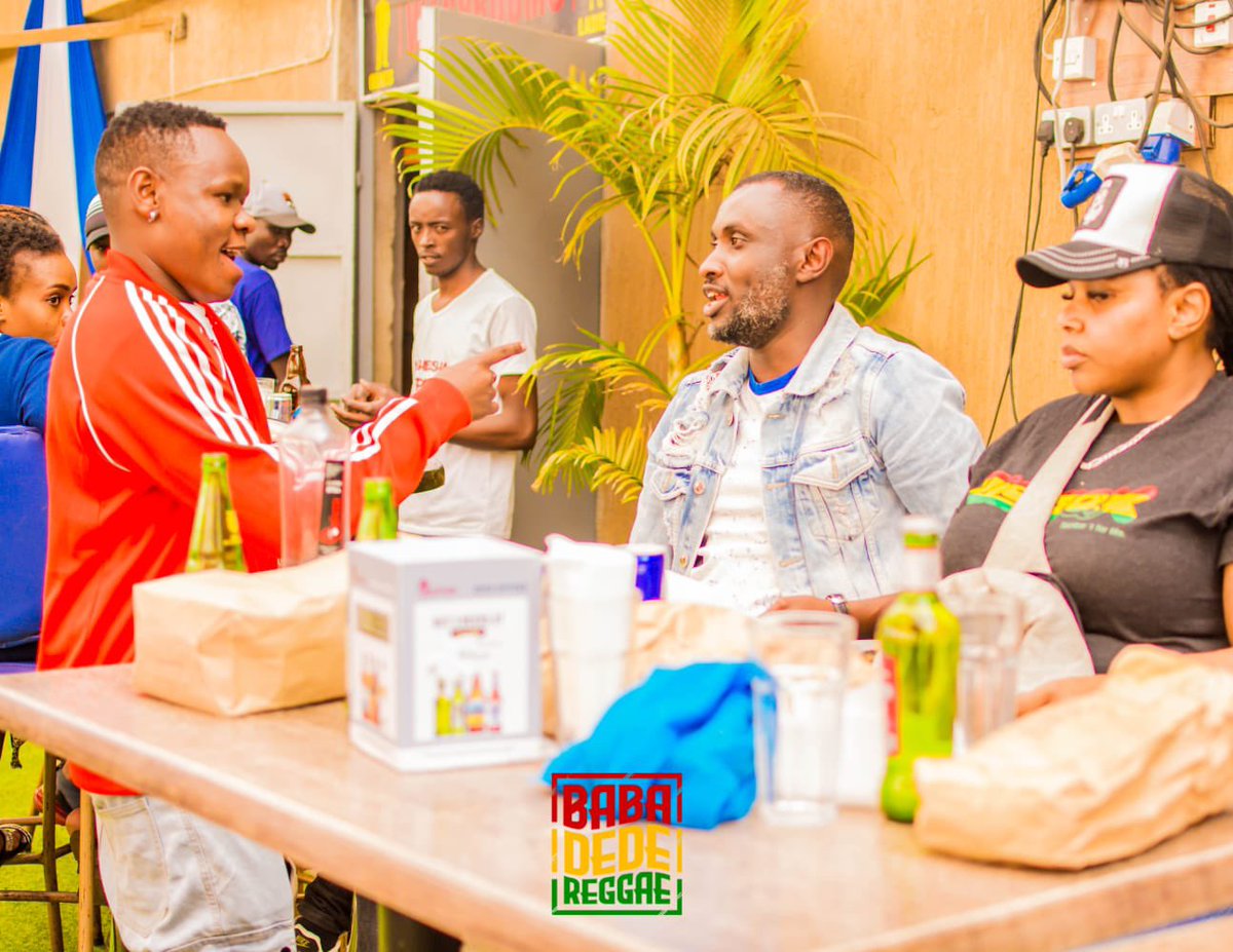 McTeargas's tweet photo. Been a good one #QuiverAlutaSundays 🔥💥🚦 @quiverlounge_ke @alutagardenbyquiver Shukran @mohspiceent @ruffestdjmoh for having us 🙏

Leo usiku magizani tuko NAKURU @_flavours_lounge_and_grill_ #SundayReggae wale wa Nakuru/Barnabus see you tonight @_flavours_lounge_and_grill_ 🎯 https://t.co/nfJDrTckQ1