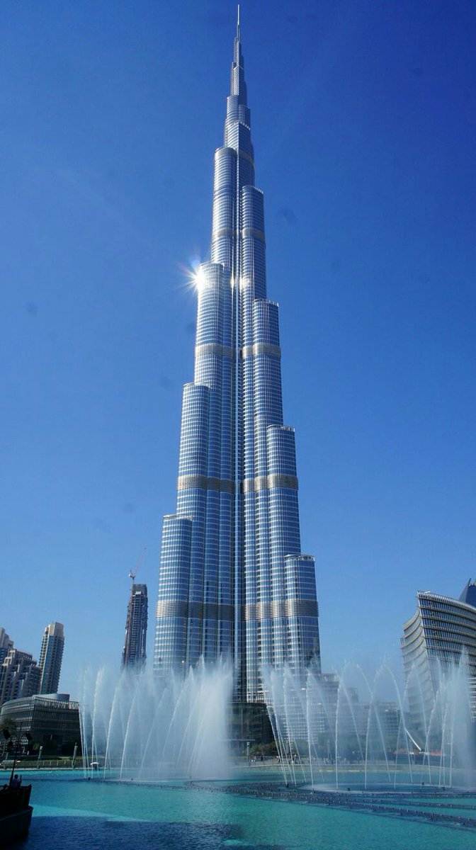 SWEBE_10's tweet photo. UZI
MAMBO USIYO YAJUA KUHUSU JENGO REFU DUNIANI. 

BURJ KHALIFA.
(Sehemu ya kwanza) 👇👇 https://t.co/uIXIoEvbCV