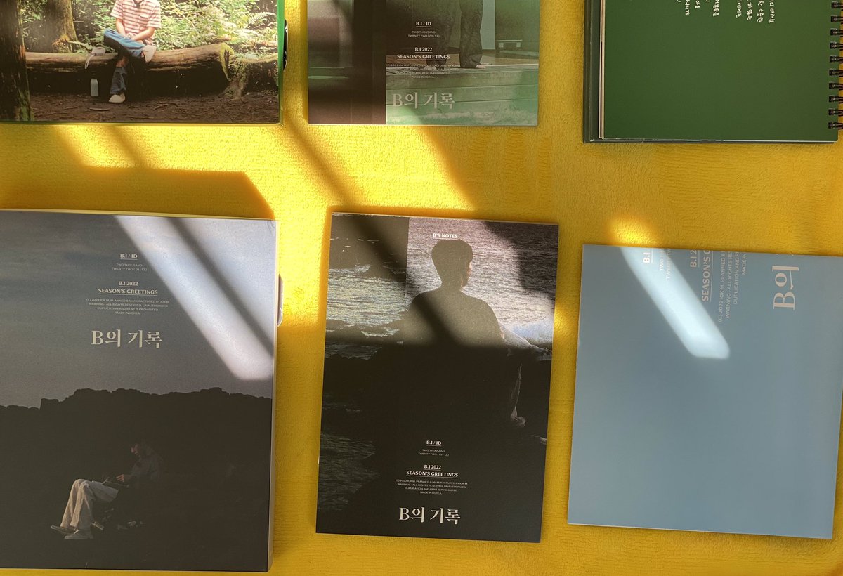 goodspapneda's tweet photo. 비아이 2022 시즌그리팅 <B의 기록>

35,000원 

비록 2022 시그지만 여전히 아름답습니다..

박스가 종이 박스라 정말 유리 다루듯 다뤘는데도 구겨짐이 아주 살짝 있네요🥺

내용물에는 이상 없습니다!

내용물은 사진에 전부 있으니 확인 해 주세요~

#비아이 #비아이시그 #비의기록 #비아이포카 https://t.co/zjpjyArbGJ