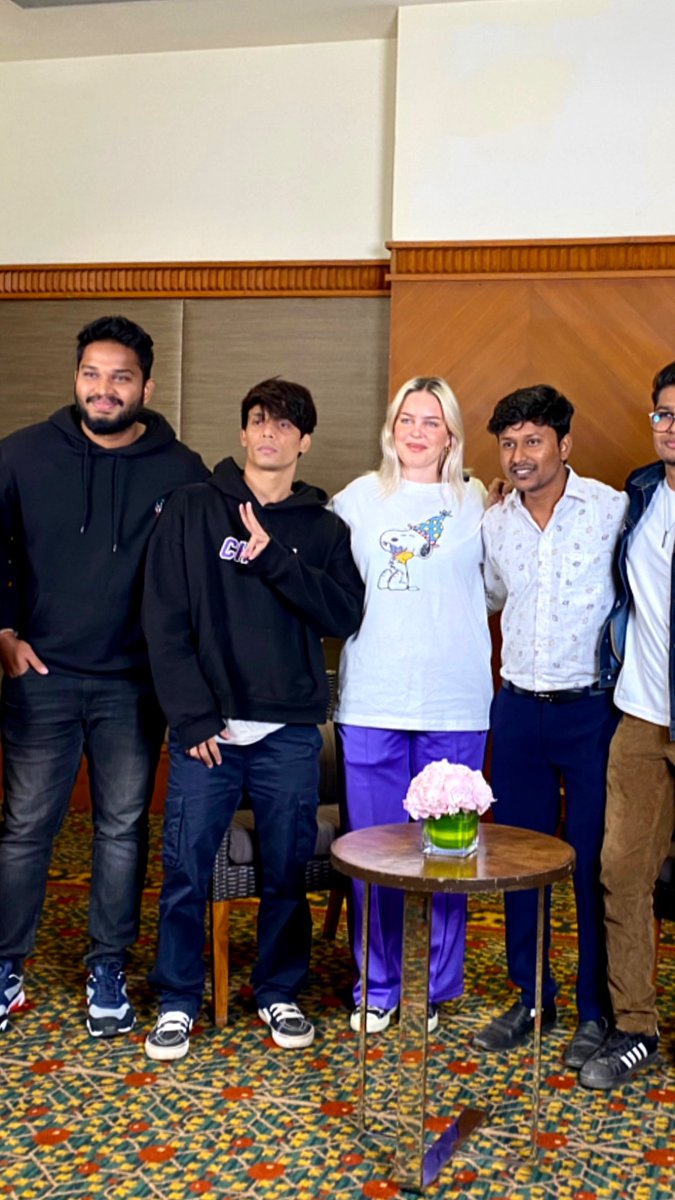 mr_khose's tweet photo. Day 1 &amp; Day 2 was LIT🔥 
Ready for day 3
#Vh1supersonic2023
#SupersonicXAnneMarie
@Vh1Supersonic @AnneMarie @Vh1India https://t.co/OdZKkz03AH
