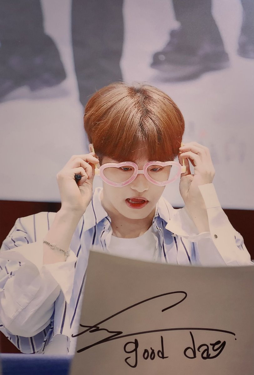 playfreelyinme's tweet photo. 🎂생카 방문 완!
오광석 생일 축하해~🥳
오늘 행복한 생일 보내고 계신지~
생카 너무 예뻐요 준비해 주신 분들 모두 감사해요👏🏻👏🏻👏🏻
예쁜 광석 사진 잔~뜩🤭

#광석아_생일_축하해_진짤루
#happyFEELDOGday https://t.co/3yV5rrvqJg