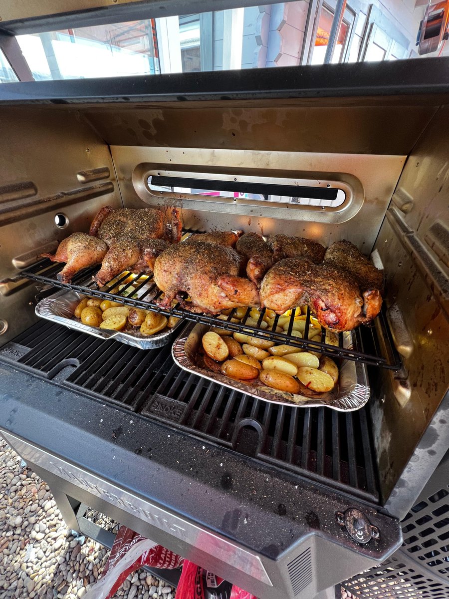 norwichcamping's tweet photo. * BIG BBQ WEEKEND! *
22-23rd April at Blofield
See the manufacturers' Roadshow Teams demo their kit!
* TASTERS * GIVEAWAYS * DISCOUNTS & OFFERS *
+ all the top #BBQaccessories on show & IN STOCK!
>https://t.co/wx6BSzS84i
#BBQs #barbecues #barbeques #BBQdeals #Smokers #PizzaOvens https://t.co/4P20k1ia7Y