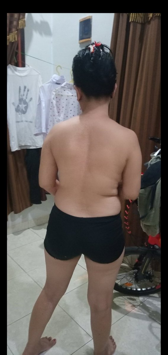 MamiSendy_'s tweet photo. Capek,langsung cus mandi https://t.co/wp388lzW8S