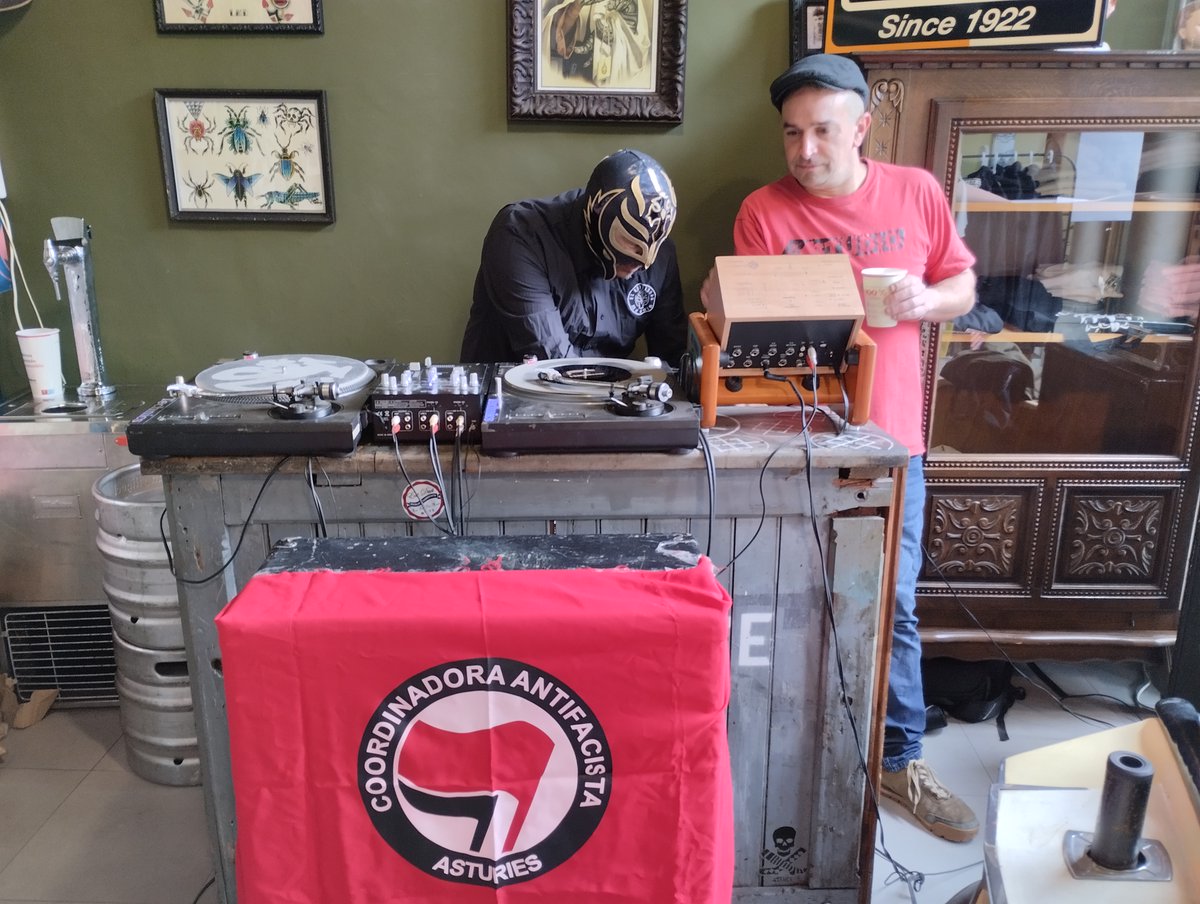 El Corrector tweet media