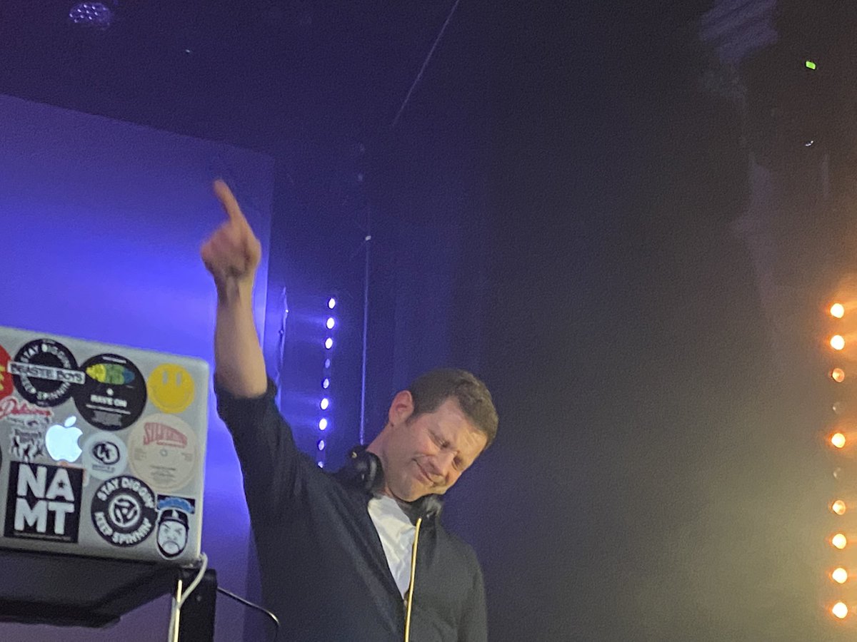 <a href="/NickAlexanderMT/">The Nick Alexander Music Trust ⚡</a> <a href="/radioleary/">Dermot O'Leary</a> <a href="/ColchesterArts/">ColchesterArtsCentre</a> a fabulous night remembering the life of Nick Alexander #music #colchester
