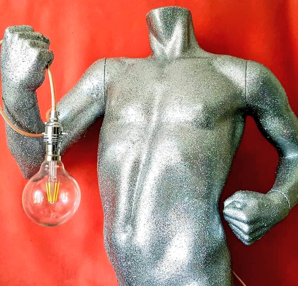 Dolly Fixtures tweet media