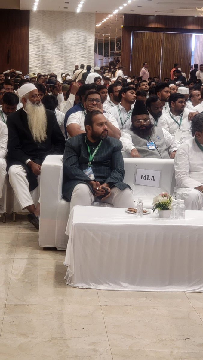 #Livepics

First national convention of #AIMIM at omega banquets Chembur Mumbai.

Under the Leadership of Barrister Janab @asadowaisi Sahab President of @aimim_national 

#mumbra #Maharashtra