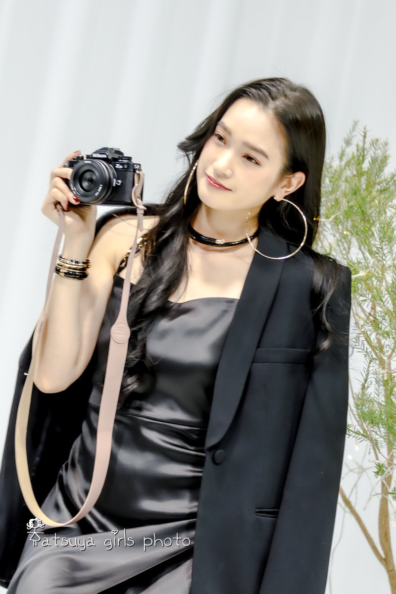 CP+2023 Nikonブース

モデル  太田麻美さん

目線きたら緊張しちゃうから😳💦
綺麗なモデルさんです。

 #太田麻美
 #CPplus2023
 #Nikon