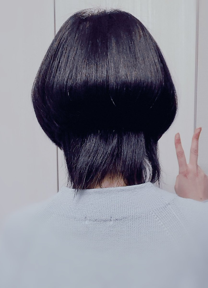 1girl solo black hair from behind facing away shirt white shirt  illustration images