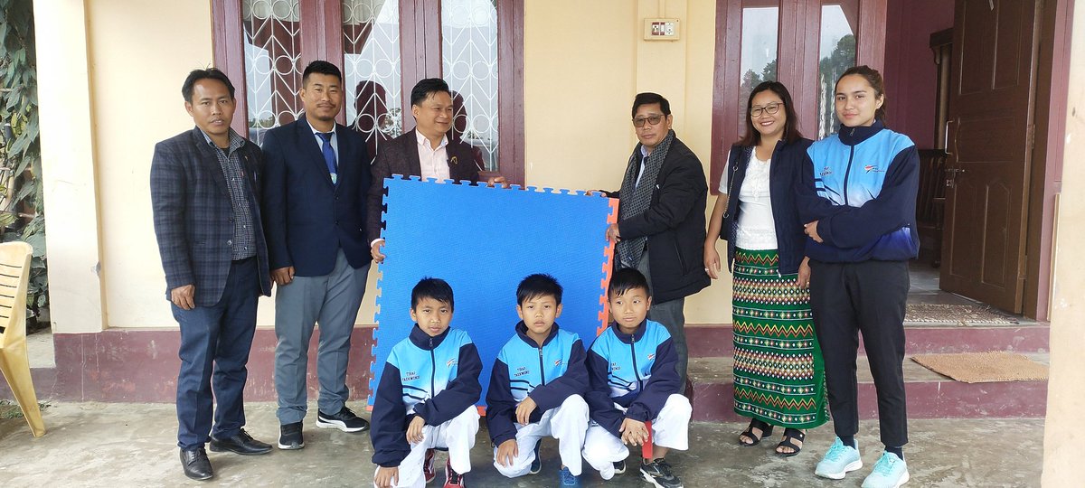 NMongku's tweet photo. HMLA 55-KHONSA EAST, Shri Wanglam Sawin donated Taekwondo Mats to Depth of Sports and Youth Affairs, Khonsa.Big applause for your kind gesture Sir.@PemaKhanduBJP @NatungMama @anirudhssingh @SportsDept_GoAP @MyGovArunachal https://t.co/cQ4loXoPKV
