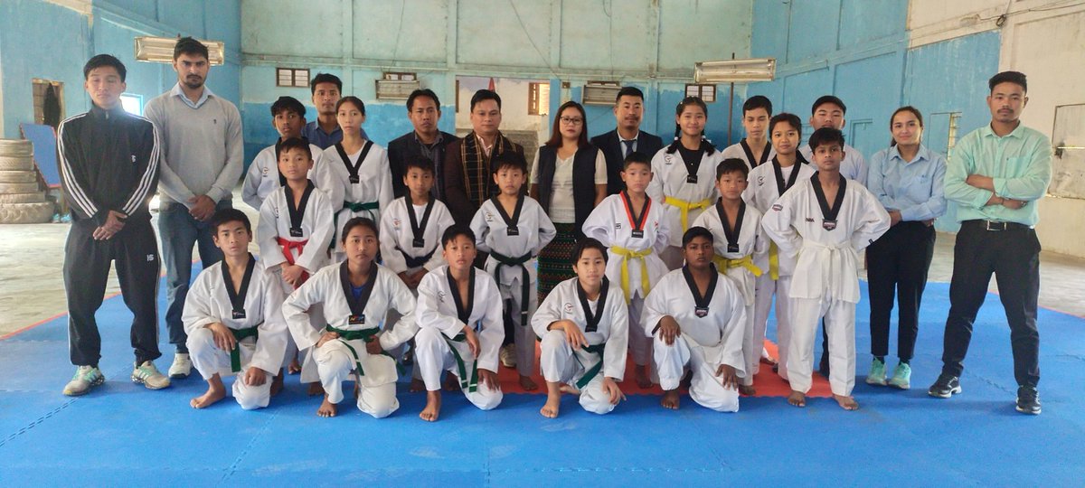 NMongku's tweet photo. HMLA 55-KHONSA EAST, Shri Wanglam Sawin donated Taekwondo Mats to Depth of Sports and Youth Affairs, Khonsa.Big applause for your kind gesture Sir.@PemaKhanduBJP @NatungMama @anirudhssingh @SportsDept_GoAP @MyGovArunachal https://t.co/cQ4loXoPKV