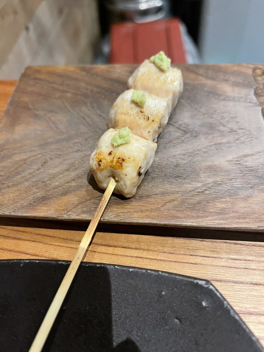 bitabetmax's tweet photo. 石川県　焼き鳥卍郎
実に美味い焼鳥 https://t.co/31hpT8Wkfu