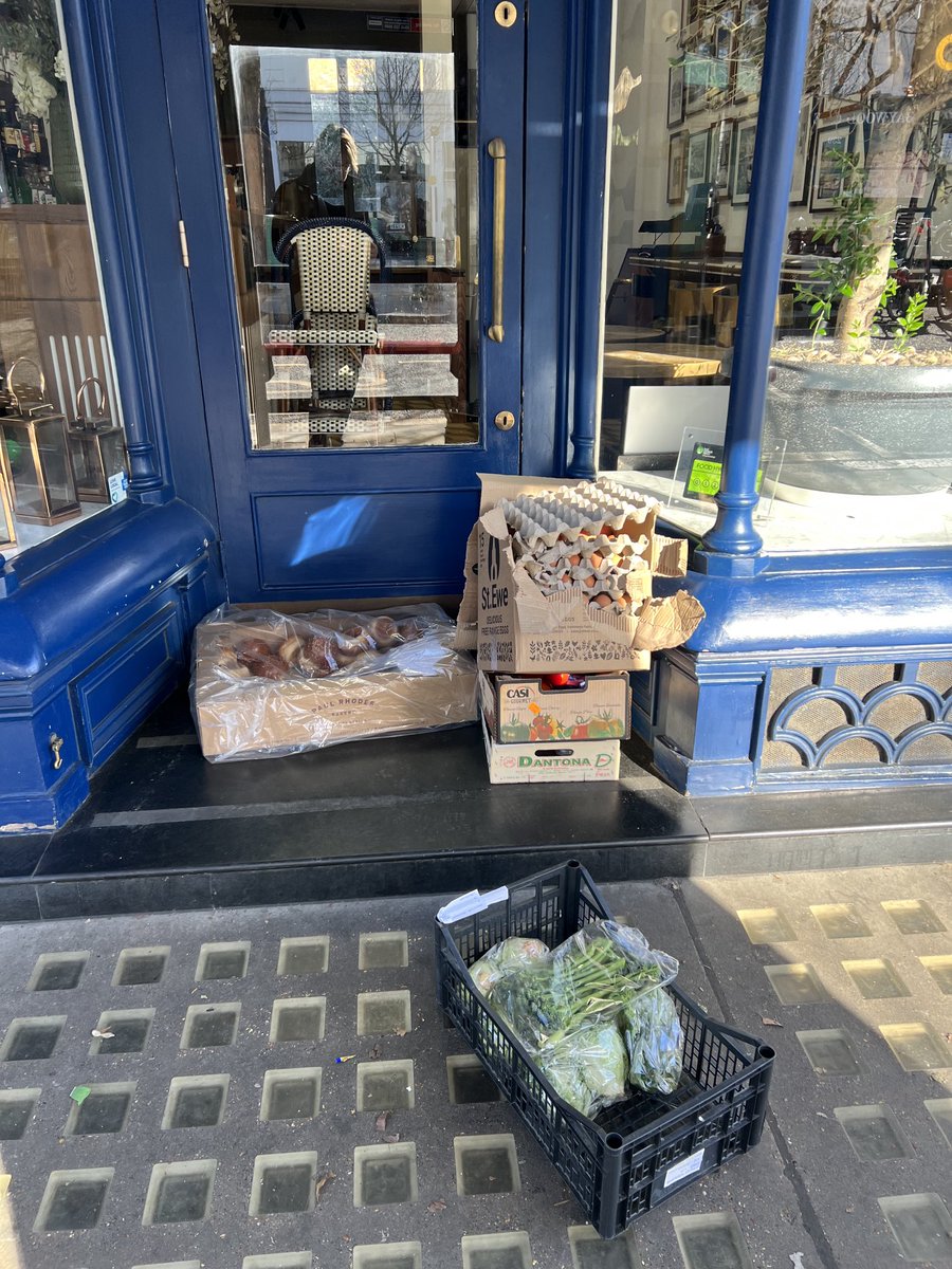 windfinity's tweet photo. Food bank @chucks https://t.co/9ZyOlNXyQU