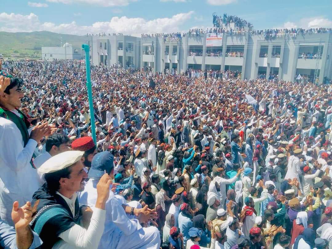 Manzoor Pashteen is our leader & we stand with @ManzoorPashteen till the last breath of life. PTM central leader @Aliwazirna50 to #PashtunLongMarch2MiranShah