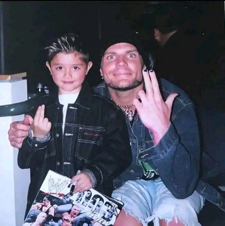 RT @Saintbetter1: A dangerous criminal with Jeff Hardy https://t.co/MXBQ1Bu9J8