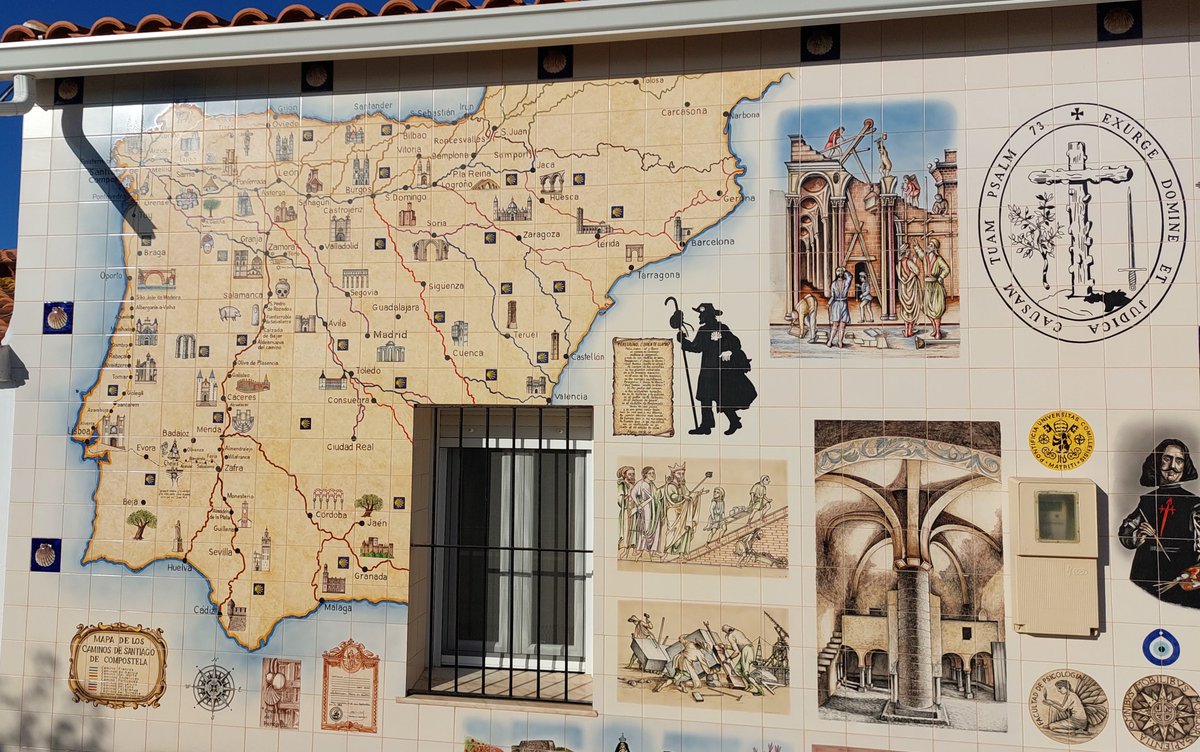 manuelmoralo's tweet photo. La casa de Luis Troca de Castro, un singular homenaje al Camino de Santiago en #Cheles.
#Extremadura #Camino #CaminodeSantiago https://t.co/BQ4KuoLXc3