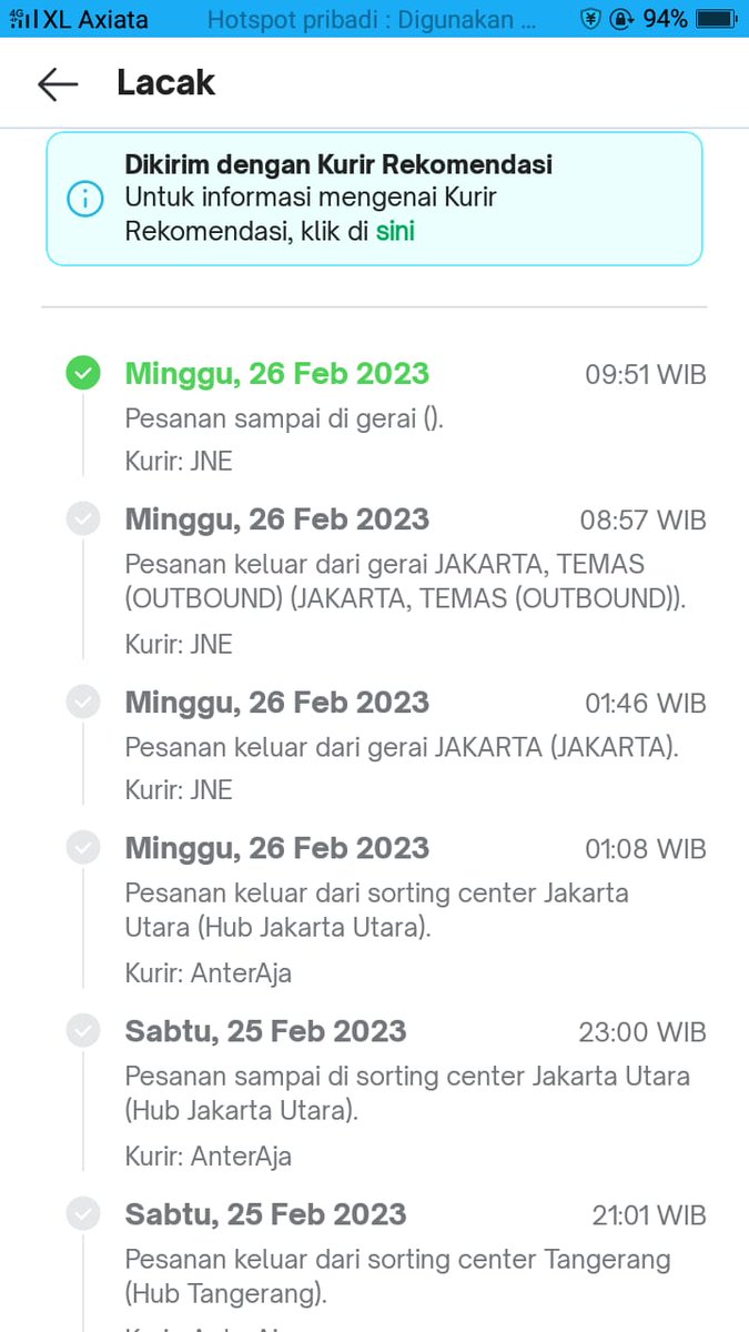 Zenna_24's tweet photo. Min @JNECare ini info paket ada dimana yak? Kurang jelas banget tulisan nya GERAI doang mana stuck disitu https://t.co/0PQ6Wi8Vw2