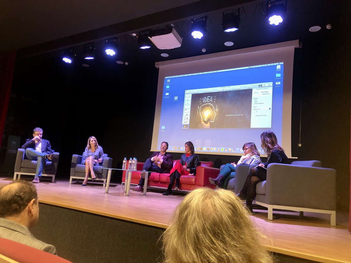 asociacionrett's tweet photo. Emotivo estreno del cortometraje “Una vida de duelos” conmemorando el Día Mundial de las Enfermedades Raras.
El documento audiovisual unió a diferentes enfermedades raras con enriquecedoras charlas
Gracias @FEDER_ONG, @BelenPerezGlez, @Sotoinsuga, @Fasmida, @inesencis y todos 💕. https://t.co/VwuxmqPQdM