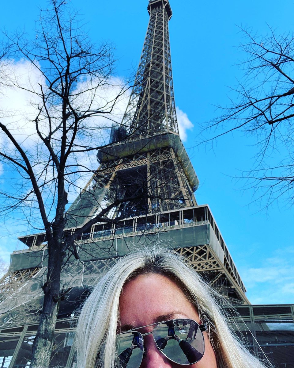 PerfectJemima's tweet photo. An amazing weekend away in Paris with work 🇫🇷🙌🏻 https://t.co/5LKx8IfSyT