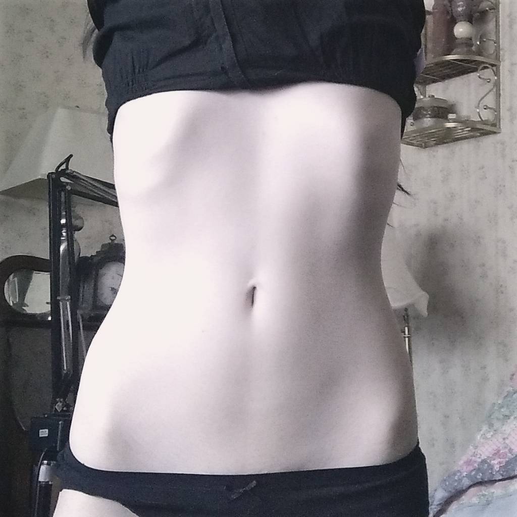 thinimin_'s tweet photo. thinspo edtwt anatwt proanatwt thin$po https://t.co/4j0xL1Qcbg