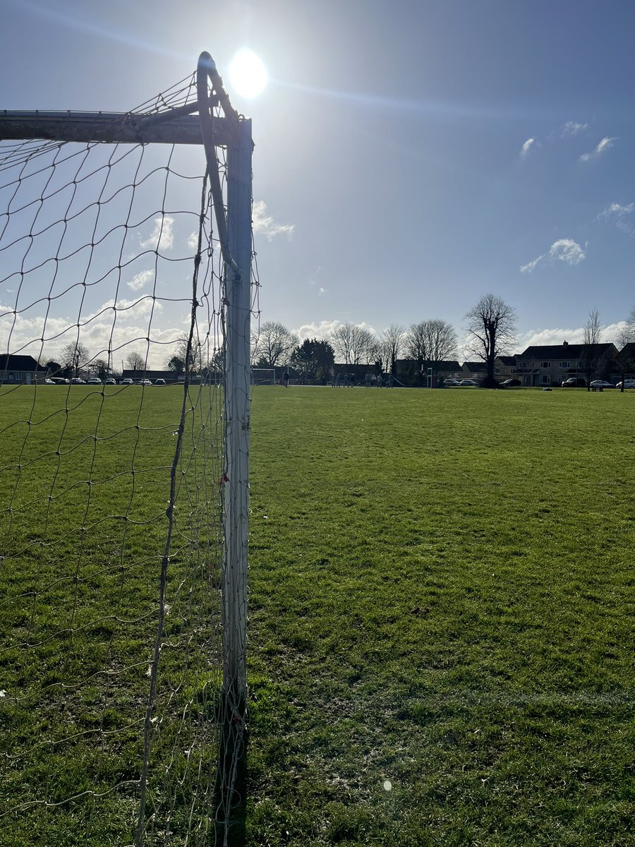BeechesF's tweet image. What a day for it! ☀️ ⚽️ 

We’re at home today as we take on @FCTrinityBath 

#Upthebeeches