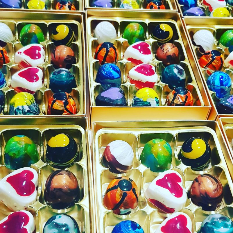 Chocolatebliss.co.uk officially launched this weekend.
Thanks to everyone who has supported me to this point particularly woof designs in Malmesbury who have been amazing and developed our website.  Order on line, collect or visit ar nearby events.