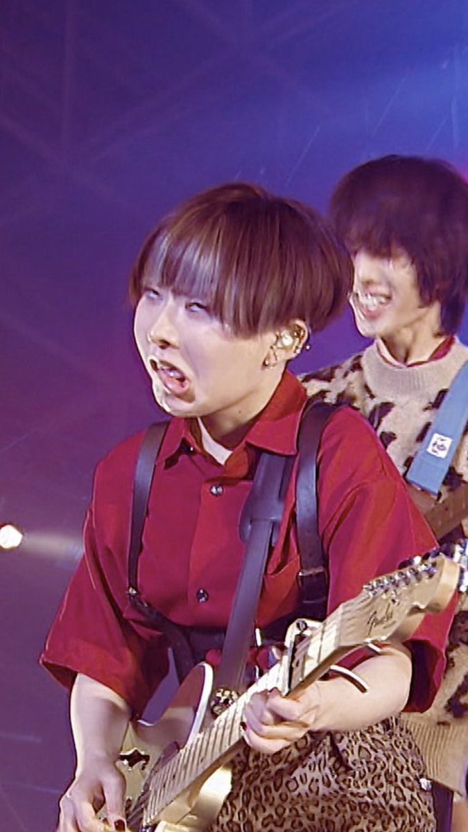 雫さん変顔もかわいいって言うファンおるけど、かわいくはないやろ