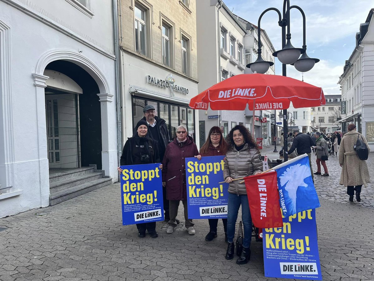 Erinnerung an den Tag des Kriegsbeginns in der Ukraine. Stand in #Saarbrücken.