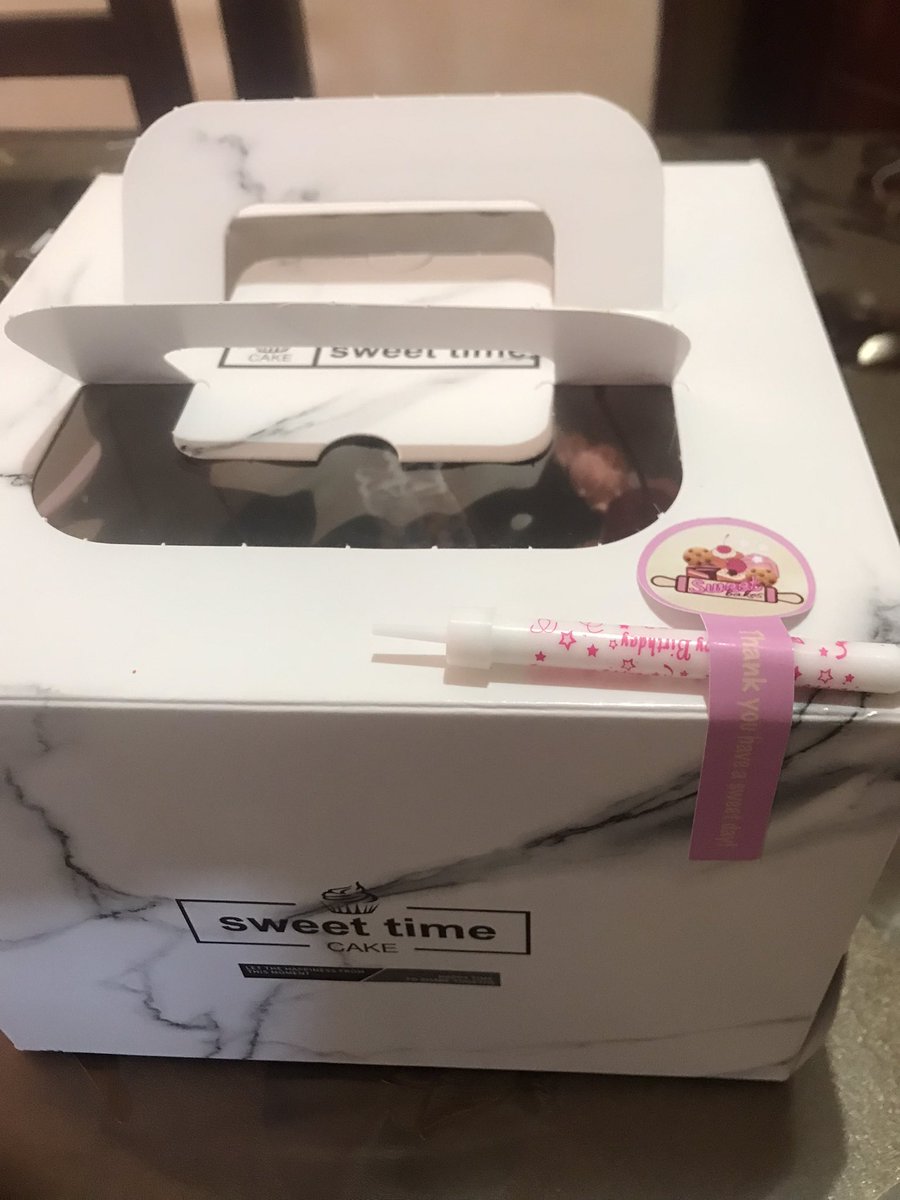 _sweetbakes's tweet photo. today’s order 🍫🍒 thankyouuu 🙏💖🧡 https://t.co/ru9iW5G75V