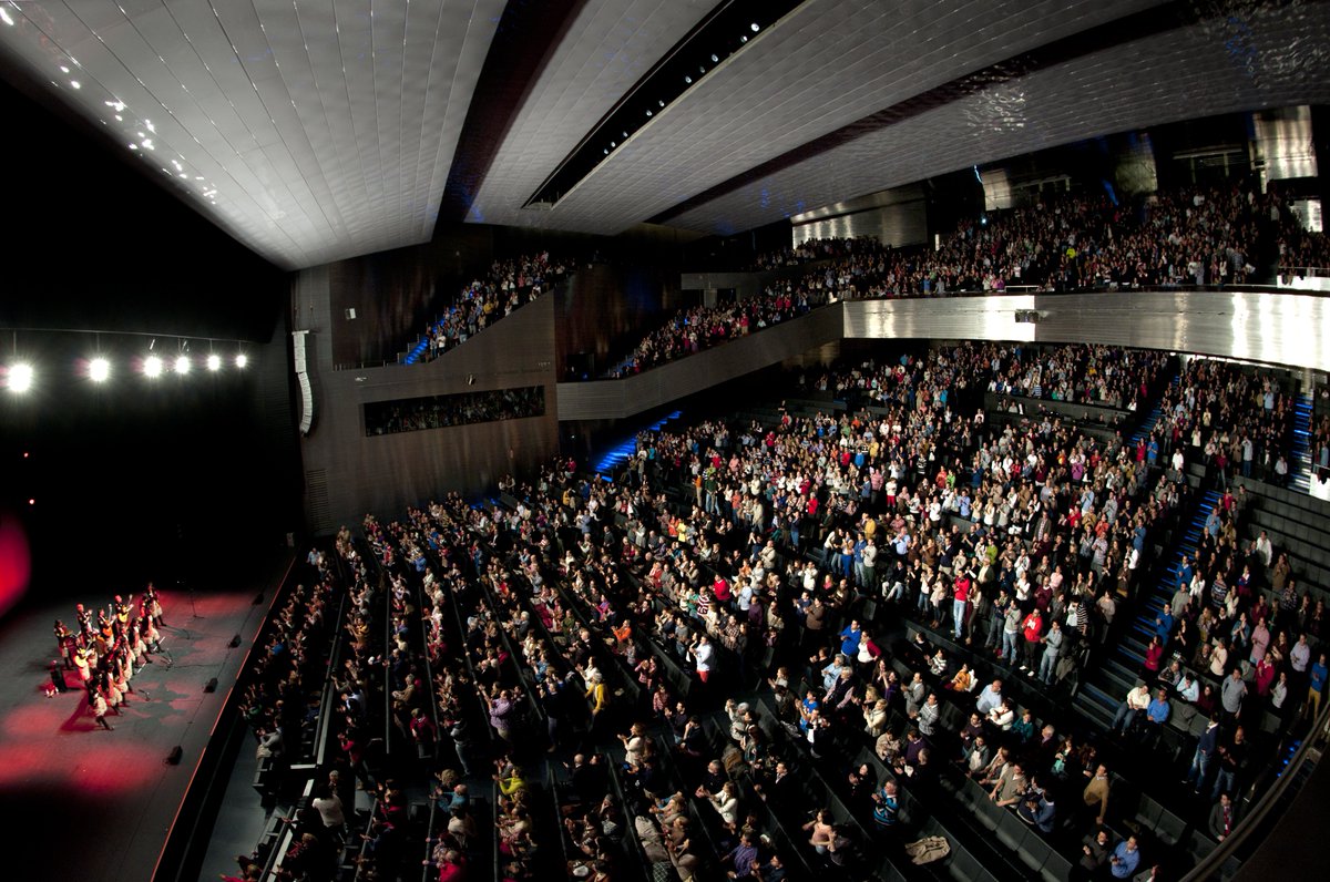 🥳🎭 ¡Llegó el primer día de El Falla en Sevilla 2023! 😍 Pónganse cómodos y disfruten de un día lleno de Carnaval 😜