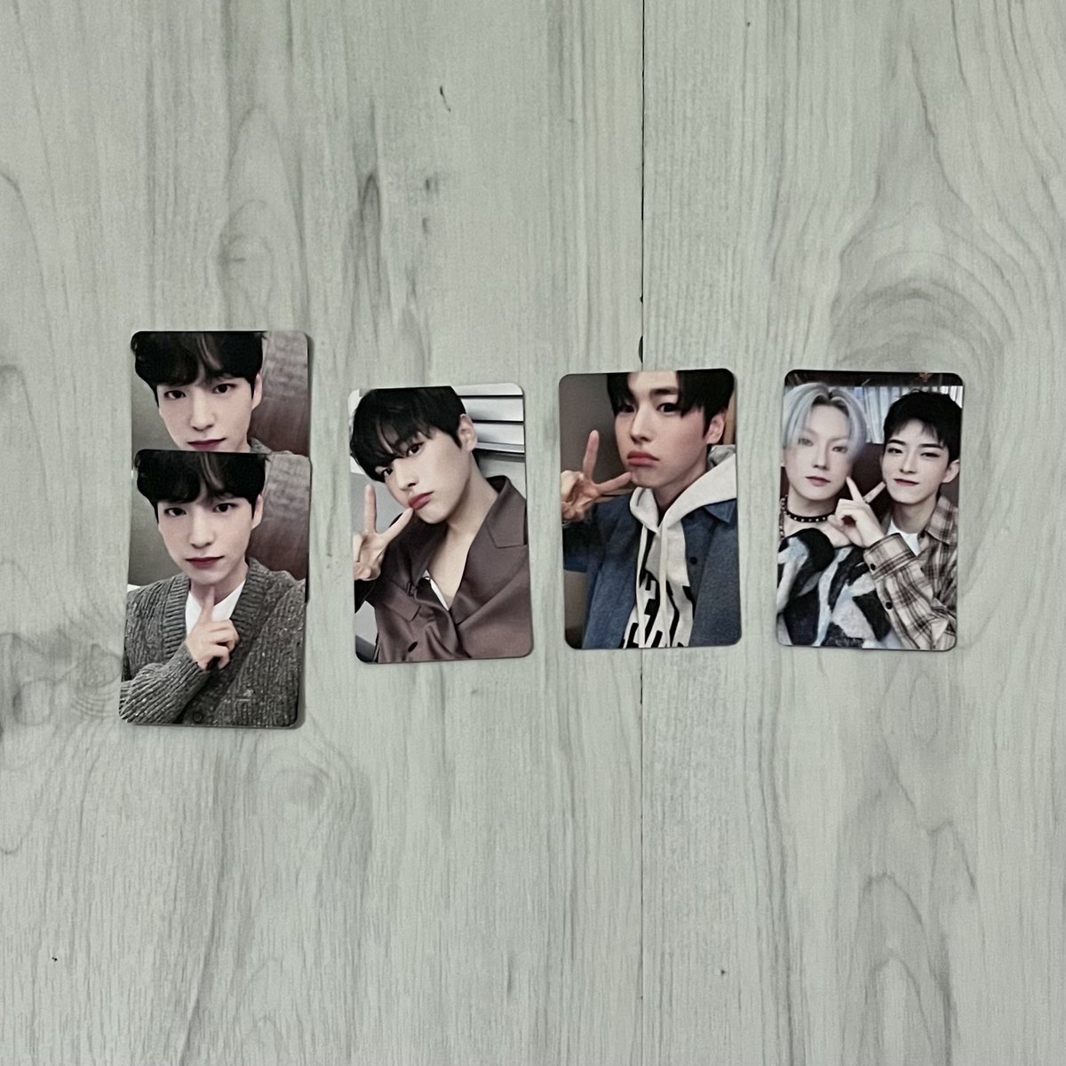 ATZV0ID's tweet photo. [#myv0id]
pls help rt🙏
readystock victon albums/pcs 

chronograph/blaze sealed: rm20
chron./blaze unsealed (no pcs): rm15
album pcs: rm10
album preorder pc: rm10
chron. bkk fs pc/makestar 1.0 pc: rm30
fanmeeting pc: rm10 

#pasarvicton #bazaarvicton @PasarVICTON @victonMYtrades https://t.co/6bgba6hd9i