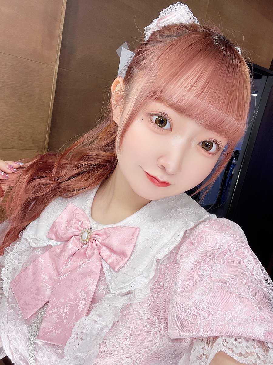 夢藤りのん tweet media