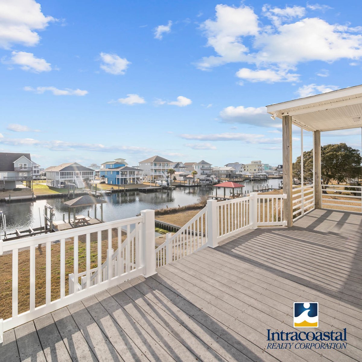 IntracoastalRC's tweet photo. Gorgeous Surf City Beach Home
9035 E 9th Street | #SurfCityNC
$1,100,000 | https://t.co/WdrsYPLd5x
🌊 Welcome to canal-front living on 9th Street!
#SurfCity #CanalFront #TopsailBeach #IntracoastalRealty #ExceptionalListings #Luxury #MillionDollarListing #Luxury #Beach https://t.co/9DaMygbZGs