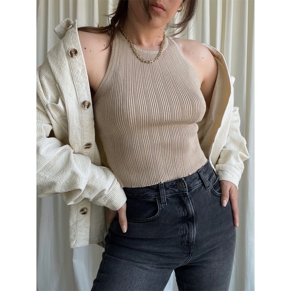 LMorales31's tweet photo. So good I had to share! Check out all the items I'm loving on @Poshmarkapp #poshmark #fashion #style #shopmycloset #kanzler: https://t.co/SAztKKR4QM https://t.co/cXmgpSAaGy