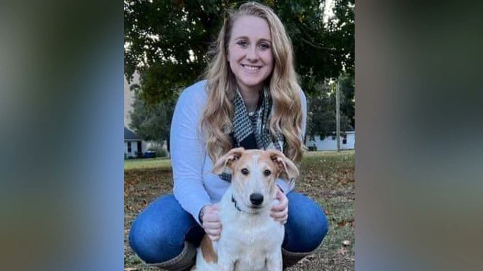 emswire's tweet photo. Officials mourn North Carolina EMT who died in crash on way to work.
➡️ https://t.co/hjwub7yWYk
#EMT #orth_Carolina #crash #First_responders #mourn #Rescue https://t.co/7qgwnShohg