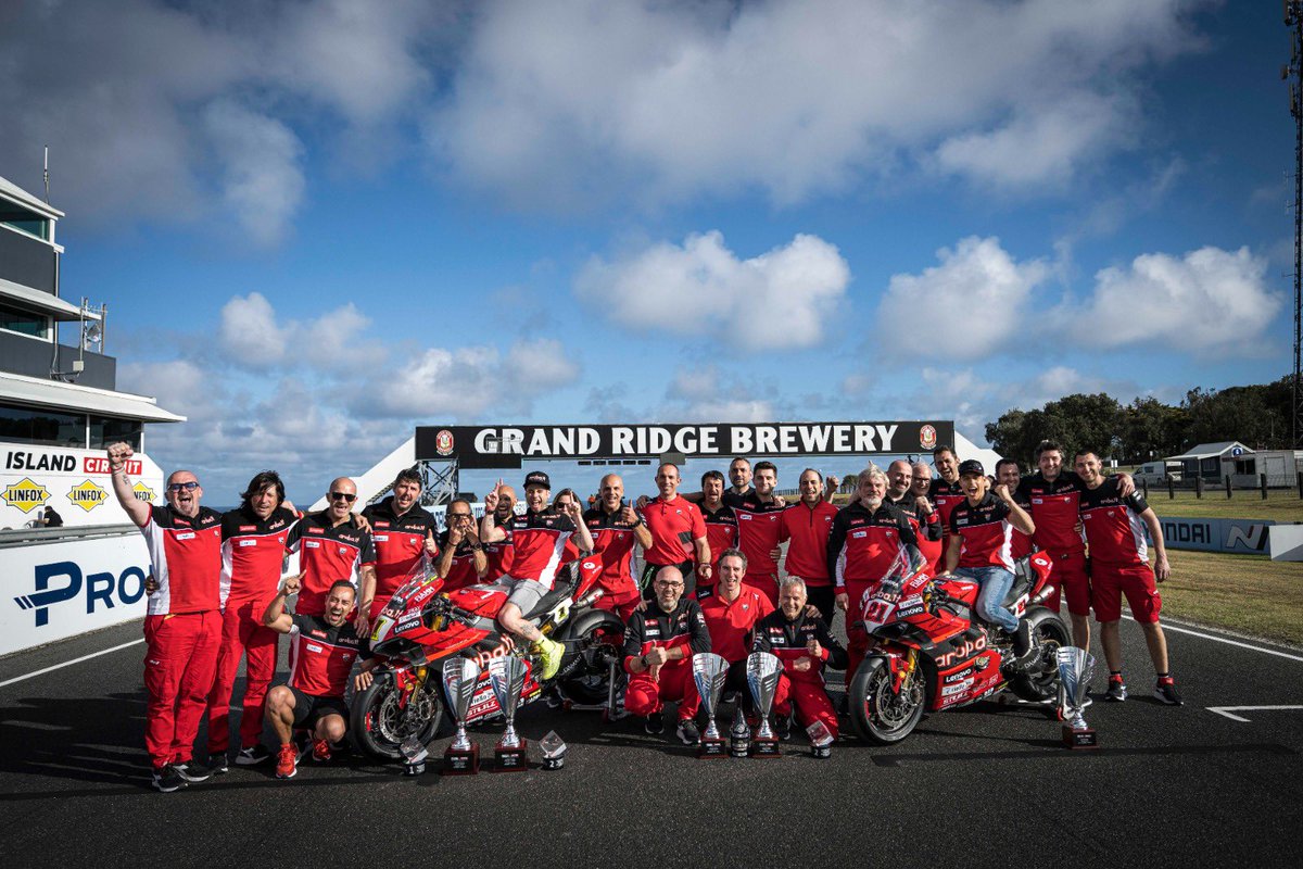 19Bautista's tweet photo. No words…magical weekend at #AUSWorldSBK 
Sin palabras…magico fin de semana en el #AUSWorldSBK 
#AB19 #TheDefense #BAUstraliaWorldSBK #keepworking #ForzaDucati #focus #performance https://t.co/6BmlDUrcVm