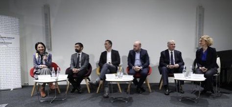 A pleasure to talk about #education, #innovation, #growth in #Armenia and discuss with education minister Ms Andreasyan, central bank governor Mr Galstyan and country manager Carolin Geginat.