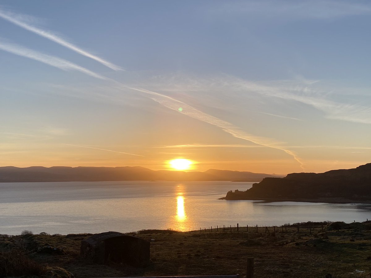 Morning. #geary #isleofskye #sunrise #morning #lifeaffirming