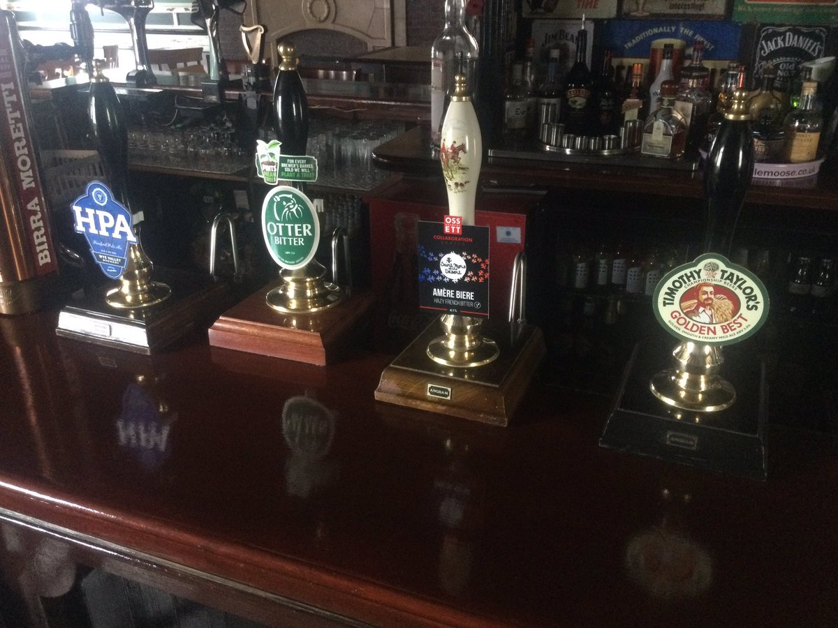 Olde cottage tweet media