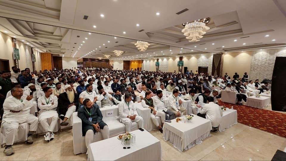 aimimupho's tweet photo. Glimpses from the Second Day from AIMIM’s National Convention in Mumbai
@asadowaisi @imshaukatali @imtiaz_jaleel https://t.co/VgdDDG97X7