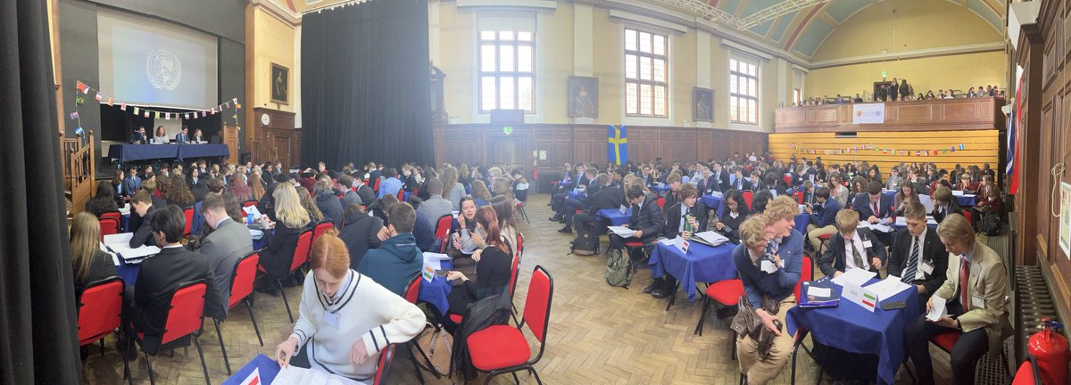 Anticipating another fantastic 2 days of debate ⁦@FelstedMUN⁩ as we gather for the opening ceremony ⁦⁦@FelstedSchool⁩. It’s wonderful to welcome so many schools with delegations representing a huge range of the international community #Felstedinspires