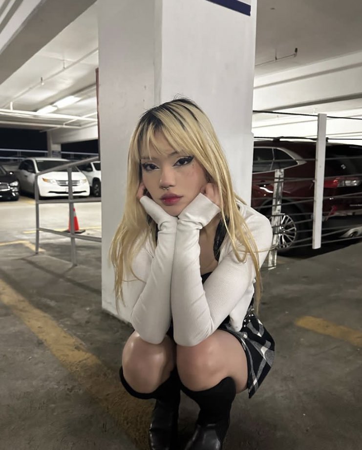 creamcooki3's tweet photo. 😶 https://t.co/m0zeOMICms