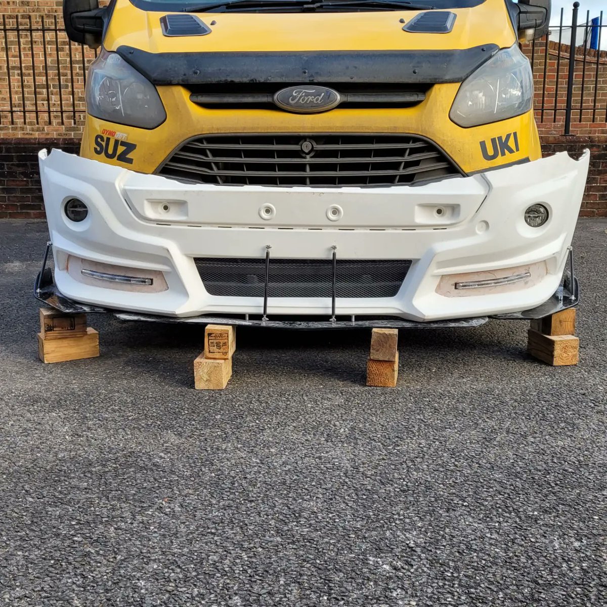 Srad588's tweet image. Ready for paint, then instalation to the van.
#modified #modifying #fird #transit #custom #racevan