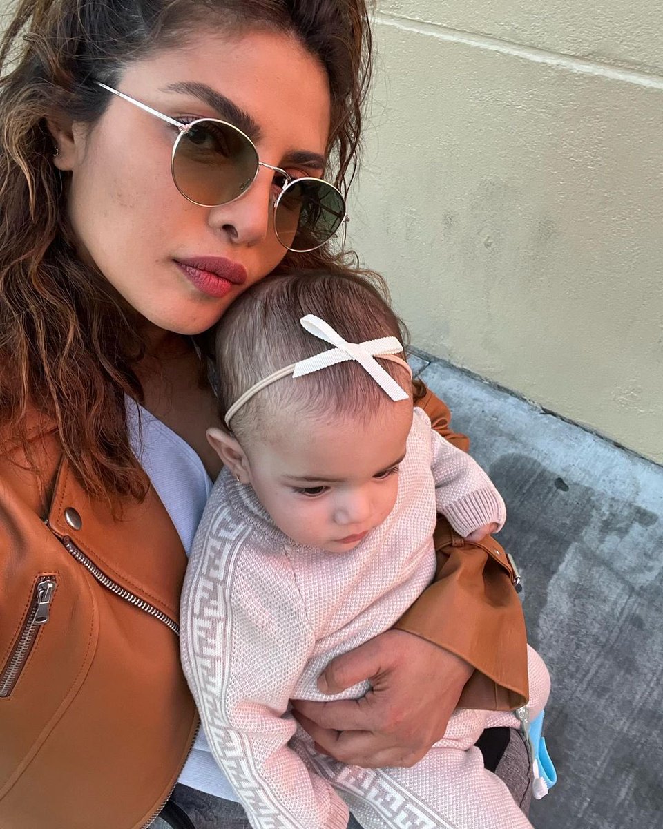 “Malti is the first baby (grandchild) in the Chopra family. She’s a beautiful miracle baby of our family. She is the loveliest little thing and a blessing”— Parineeti Chopra talking about Priyanka’s daughter #BabyMM 💗