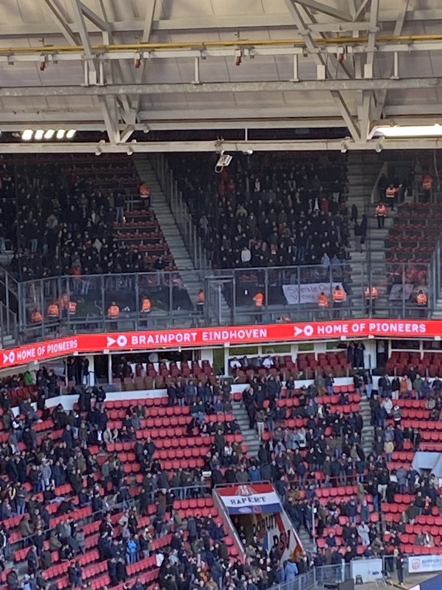sunnys41's tweet photo. @fctwente We zijn er klaar voor https://t.co/nH5LNYBCoK